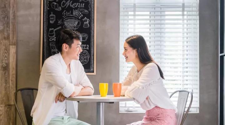 10【晚8点红包】你怎么看过年被家里人安排相亲?